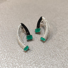Load image into Gallery viewer, black Silver Earrings