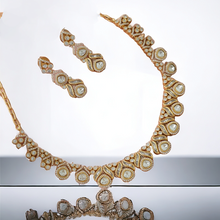 Load image into Gallery viewer, gold polki necklace with earrings
