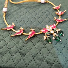 Load image into Gallery viewer, lotus hasli