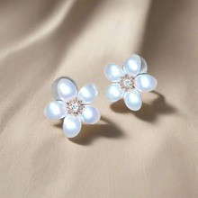 Load image into Gallery viewer, Mother of Pearl Flower Studs