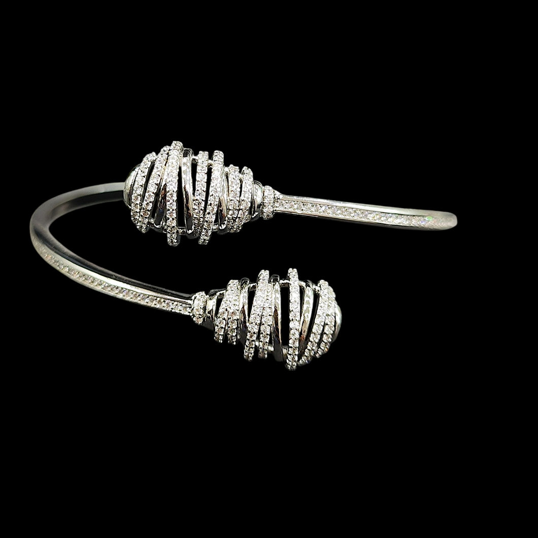 Silver Plated Diamond Bracelet Size 2.4 Openable