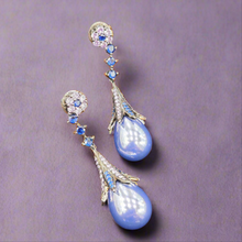 Load image into Gallery viewer, Purple Pearl Earrings
