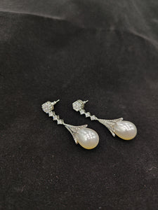 Silver Pearl Earrings