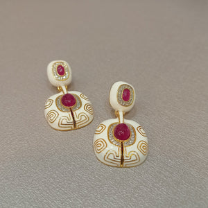 White Red Earrings in Gold Plating