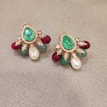 Load image into Gallery viewer, Emerald earrings
