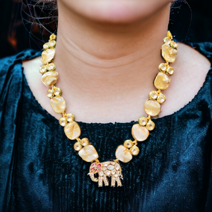 baroque necklace 