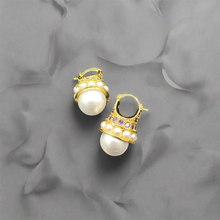 Load image into Gallery viewer, Pearl Earrings Bali
