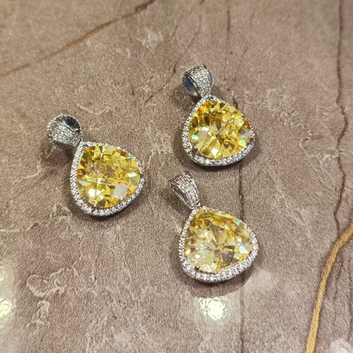 citrine yellow pendent set with earrings