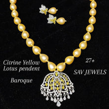 Load image into Gallery viewer, Lotus Pendent Baroque Mala
