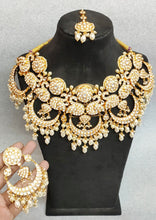 Load image into Gallery viewer, Love Swan Bridal Set in Kundan
