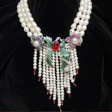 Load image into Gallery viewer, Elegant Classy Pearl Ruby Pendant Necklace
