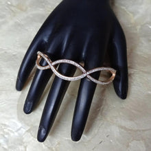 Load image into Gallery viewer, Curve Bracelet in Rose
