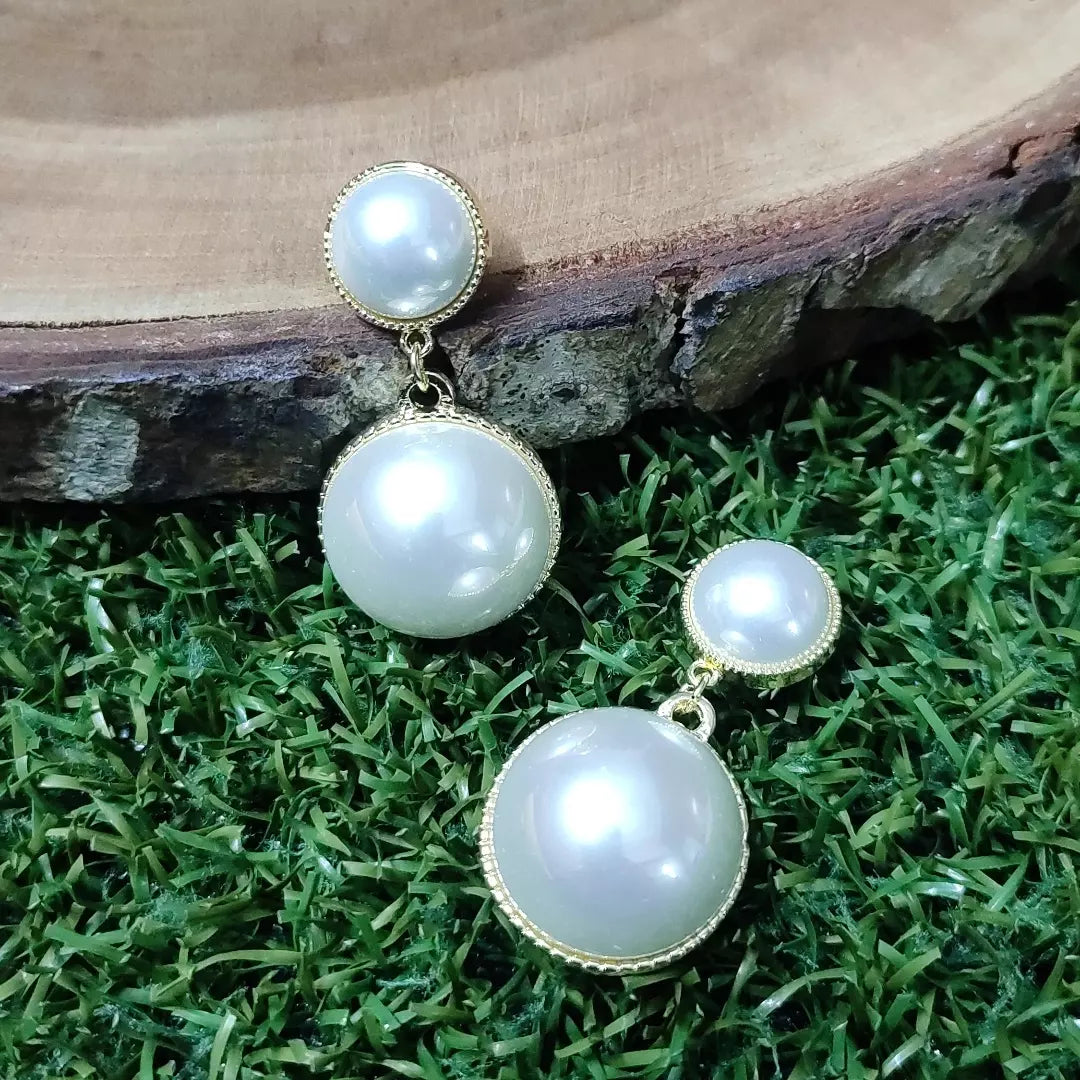 Pearl danglers Clearance