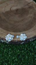 Load image into Gallery viewer, Mother of Pearl Flower Earrings
