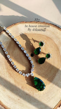 Load image into Gallery viewer, Emerald Green Diamond Necklace in GJ polish
