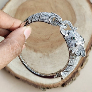 Silver Elephant Bracelet in Diamond 