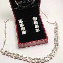 Load image into Gallery viewer, Classy Diamond Necklace Set
